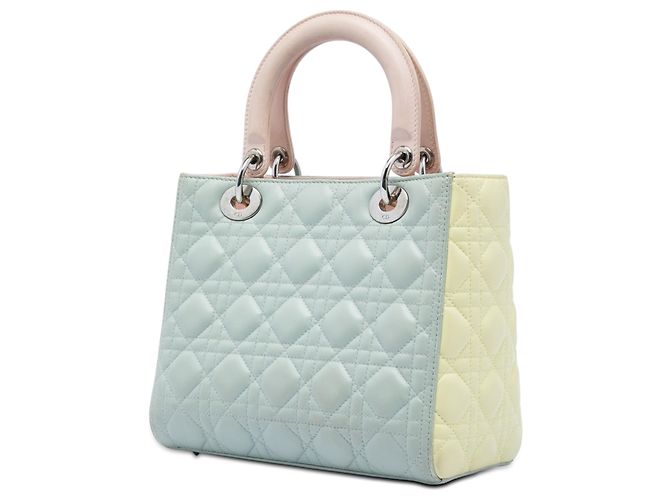 Lady Dior aus dreifarbigen grünem Cannage-Lammleder Größe Medium - Ansicht 2