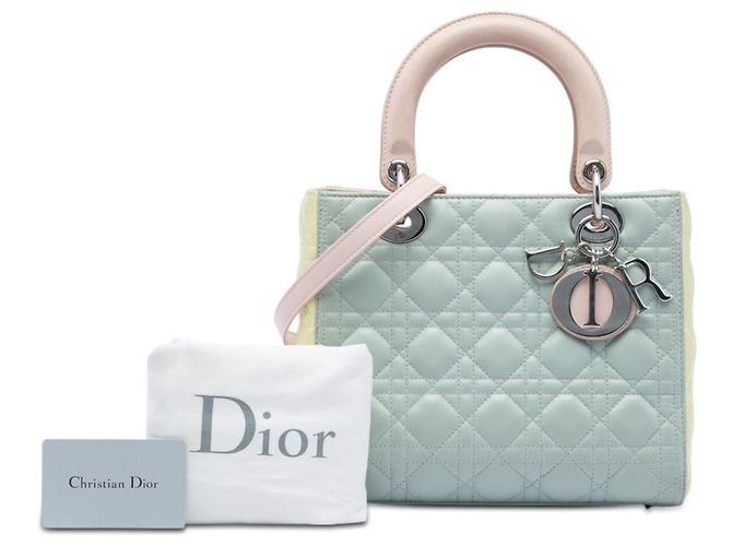 Lady Dior aus dreifarbigen grünem Cannage-Lammleder Größe Medium - Ansicht 6