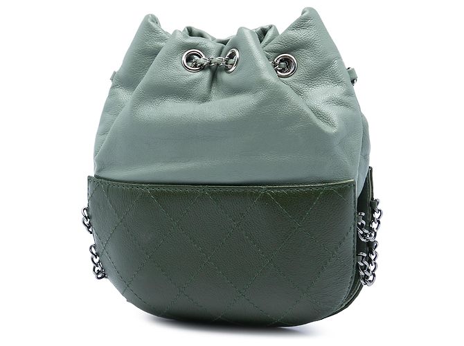 Borsa a secchiello Gabrielle Chanel Green Small Bicolor Quilted Calfskin Verde - vista 2