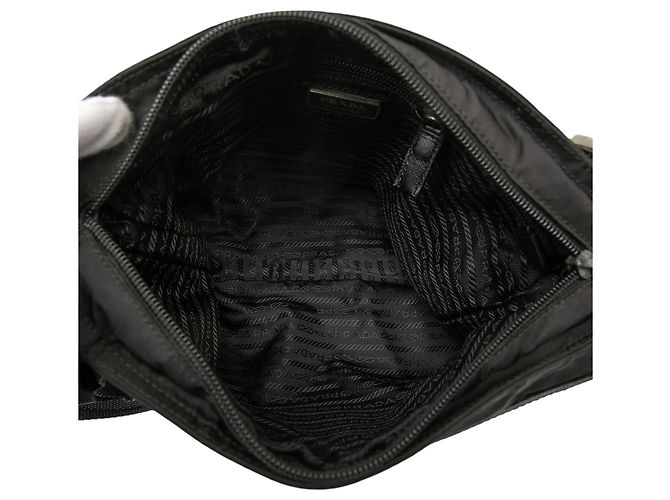 Prada Black Saffiano Trimmed Tessuto Zip Top Umhängetasche Schwarz - Ansicht 4