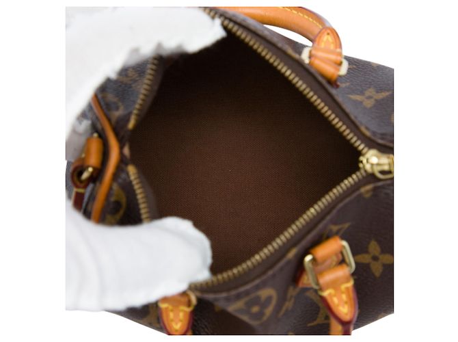 Louis Vuitton Marrone Monogram Nano Speedy Bandouliere - vista 4