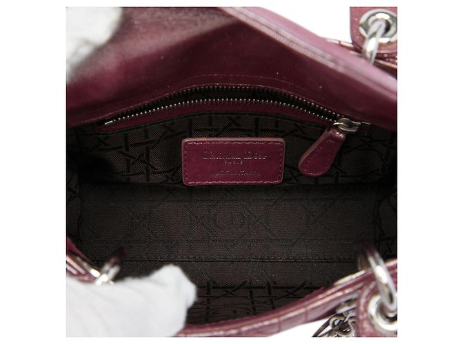 Lady Dior Mini Iridescente in agnello Cannage rosa di Dior - vista 4