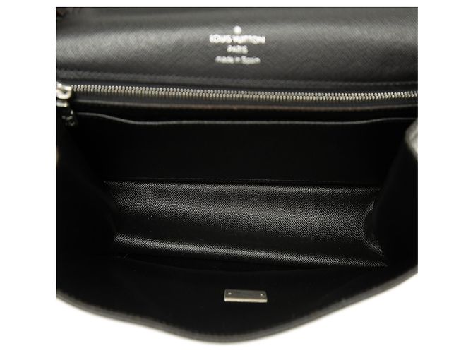Louis Vuitton Nero Taiga Selenga - vista 4