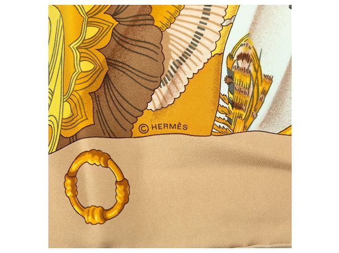 Sciarpa in seta Hermès Brown Soleil de Soie 90 Marrone Marrone chiaro - vista 3