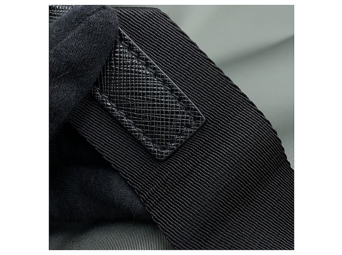 Borsa Tote Triangle in nylon Saffiano Prada Marrone Nero - vista 9