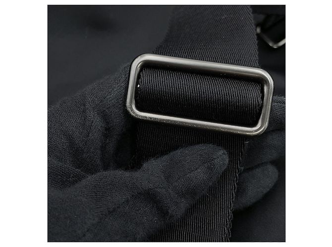 Prada Nylon Triangle Tote Bag Schwarz - Ansicht 16