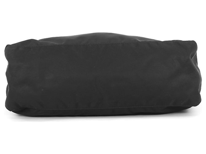 Prada Nylon Triangle Tote Bag Schwarz - Ansicht 3