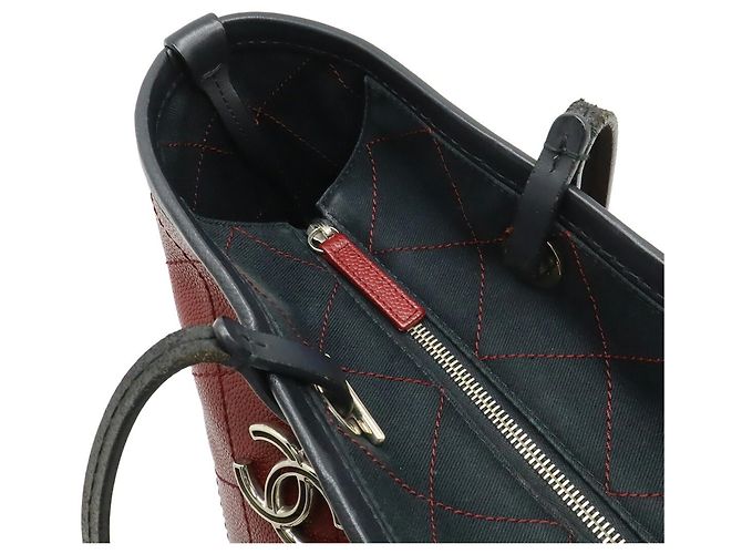 Borsa Tote Chanel On the Road Wild Stitch Nero Bordò - vista 6