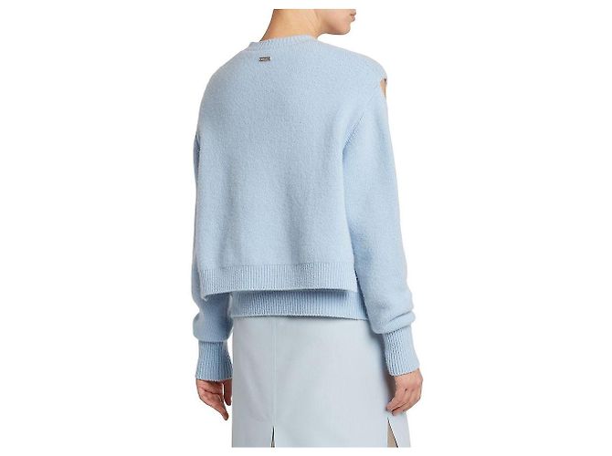 Salvatore Ferragamo hellblauer Cashmere-Pullover mit V-Ausschnitt und Cut-Out-Details - Ansicht 9