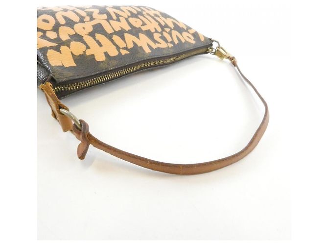 Louis Vuitton Monogram Graffiti Pochette Accessoires Marrone Pesca - vista 7