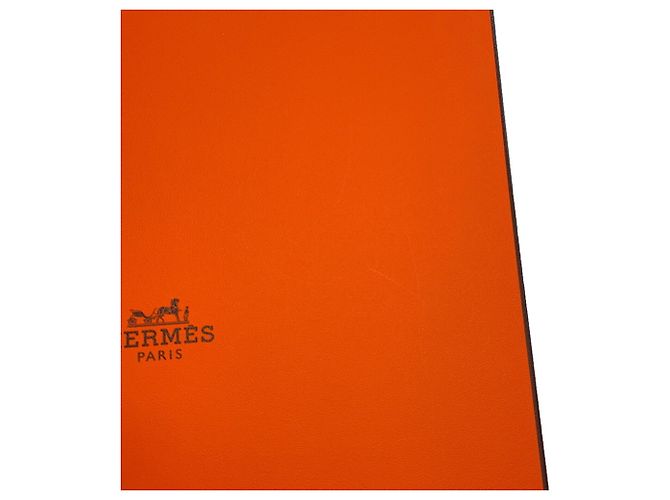 Sciarpa in seta Hermès Carré 90 - Motivo LES CLES Nero Bianco D'oro - vista 10