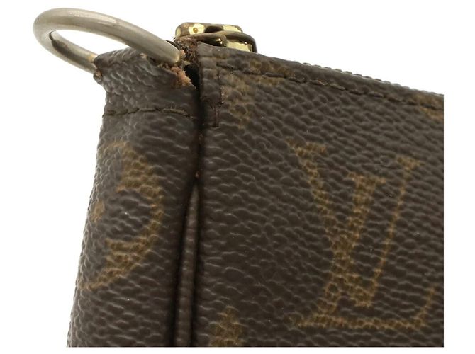 Borsa a mano Louis Vuitton Monogram Pochette Accessoires Marrone - vista 7