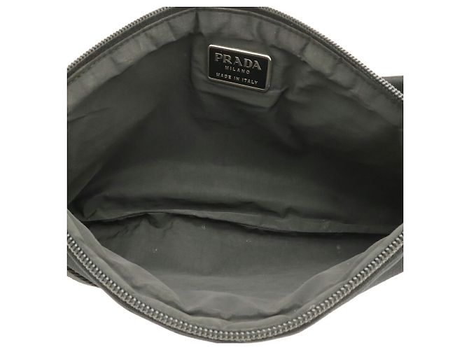 Prada Sport Bauchtasche aus schwarzem Mesh und Neopren - Ansicht 8