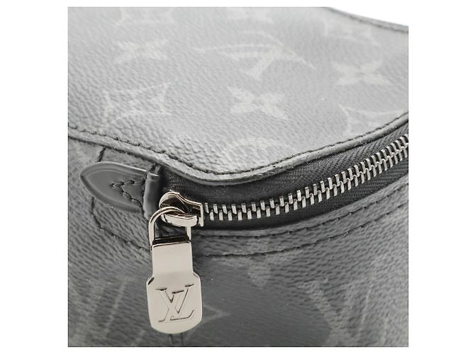 Pochette borsa Louis Vuitton Monogram Eclipse Cube de Orangement PM Marrone Nero - vista 4