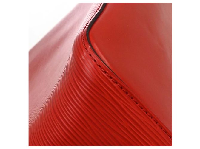 Néonoé Louis Vuitton NeoNoe Epi Leather MM Rosso - vista 7