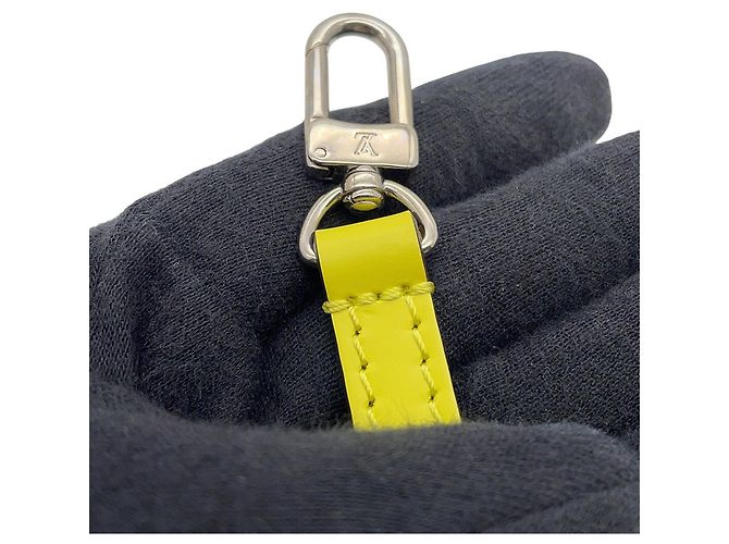 Borsa Louis Vuitton Epi Marly BB - vista 12