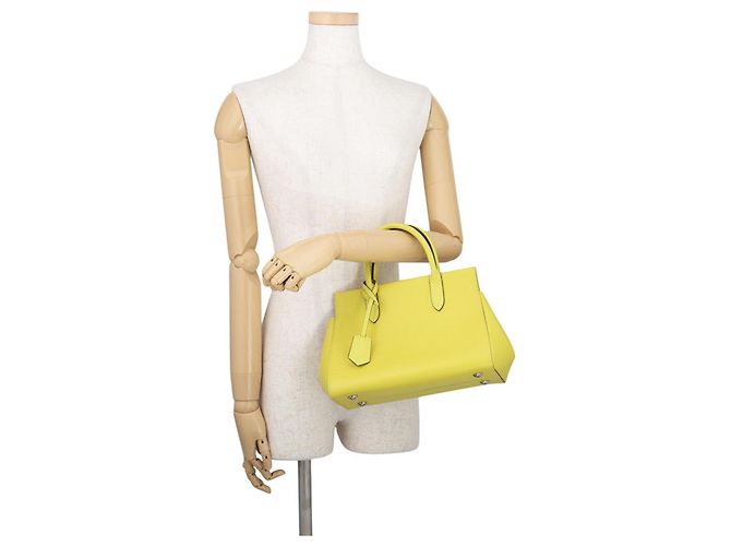 Borsa Louis Vuitton Epi Marly BB - vista 4