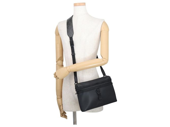 Borsa a Spalla Louis Vuitton Dark Infinity Nero - vista 4