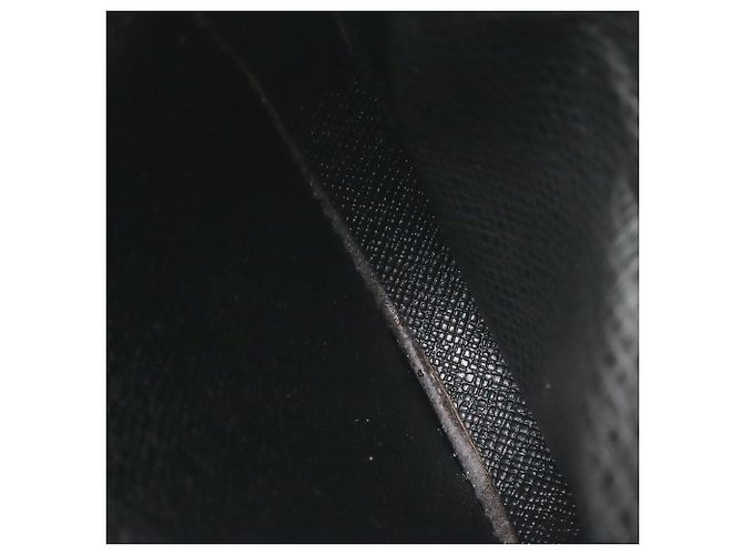 Monedero Louis Vuitton Taiga en Ardoise Gris - vista 6