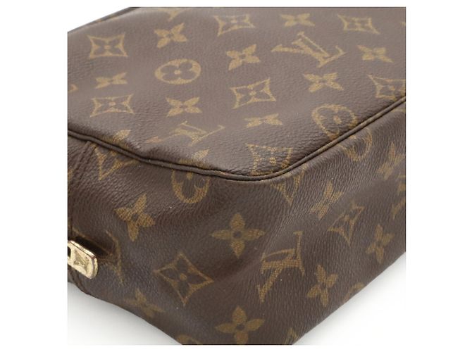 Louis Vuitton Monogram Trousse Toilette 28 Clutch Marrone - vista 4