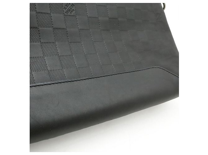 Valigetta Louis Vuitton Avenue Damier Infini Nero - vista 9