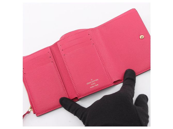 Portafoglio Louis Vuitton Victorine Monogram Vivienne Marrone - vista 3