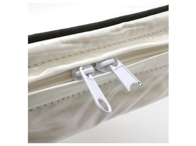 Vanity Beauty case in vinile Chanel Bianco - vista 4
