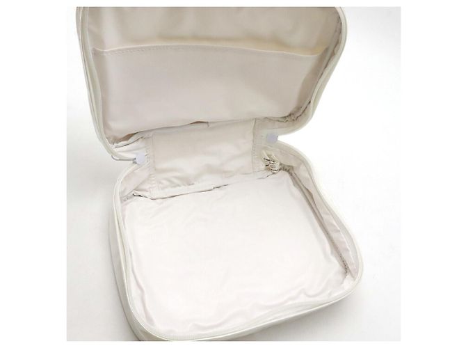 Vanity Beauty case in vinile Chanel Bianco - vista 5