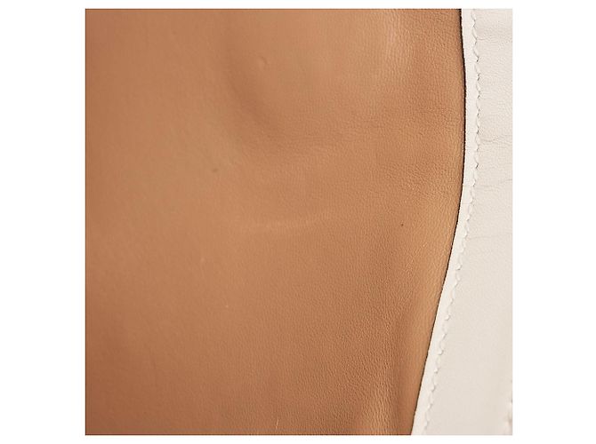 Mini bolsa de ombro Broadway em couro de bezerro e pérolas com detalhe de abelha Gucci Branco - vista 10