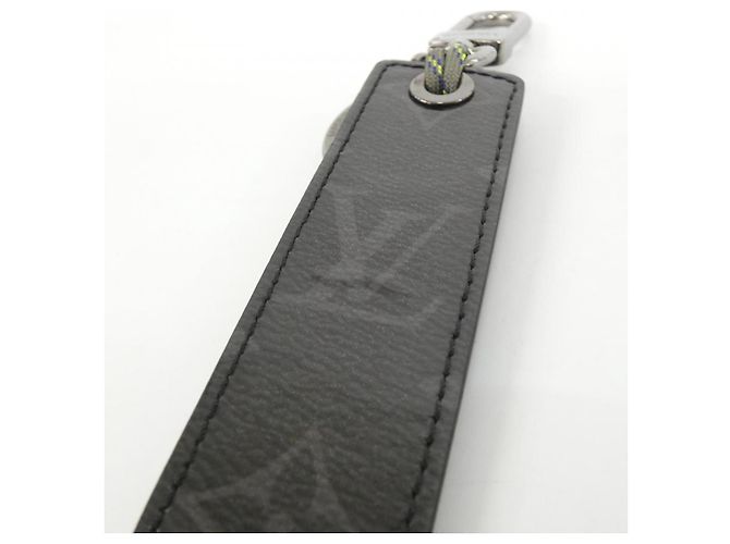 Portachiavi Louis Vuitton Monogram Eclipse Glaze Nero - vista 3