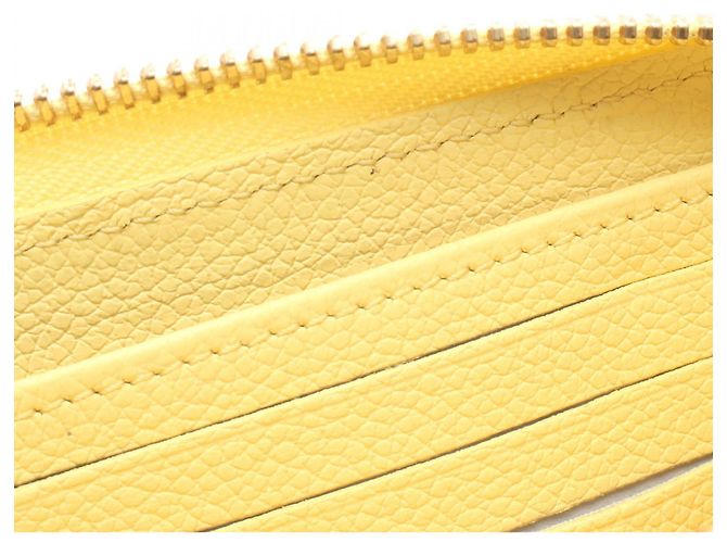 Cartera Zippy Monogram Empreinte Long Louis Vuitton Amarillo - vista 5