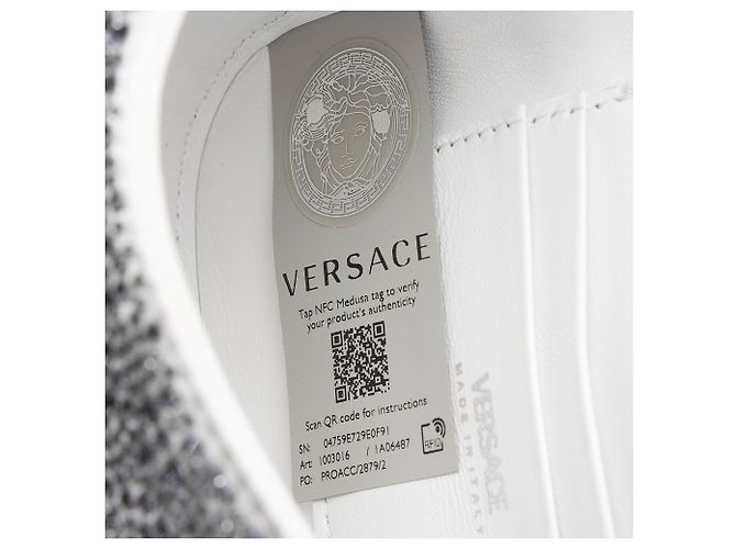 Versace La Medusa Mini Top Handle aus Satin mit Kristallbesatz Silber Metallisch - Ansicht 8