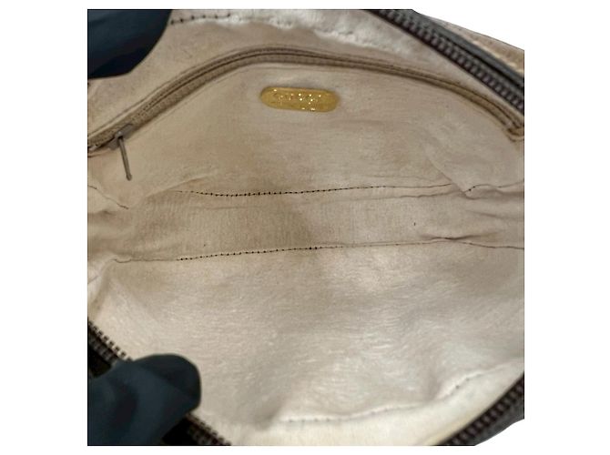 Mini bolsa de ombro em couro Gucci Marrom - vista 10
