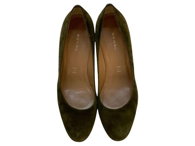 Autre Marque Décolleté con punta tonda in scamosciato REGAL Verde Cachi - vista 4