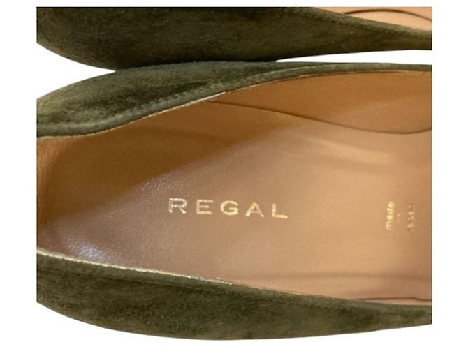 Autre Marque Décolleté con punta tonda in scamosciato REGAL Verde Cachi - vista 7