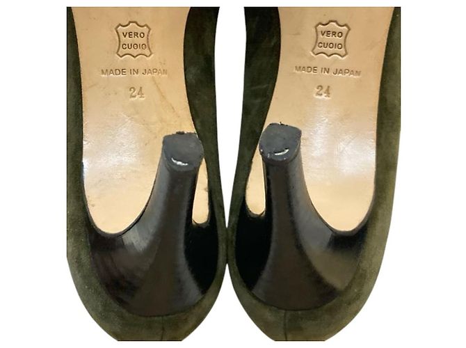 Autre Marque Décolleté con punta tonda in scamosciato REGAL Verde Cachi - vista 9
