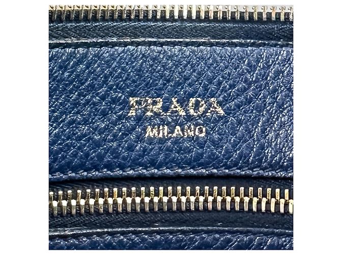 Borsa a tracolla Prada Vit.Daino in pelle Blu navy - vista 10