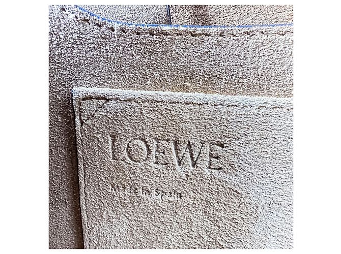 Loewe Soft Leather Gate Bag - Medium Size Rot - view 11