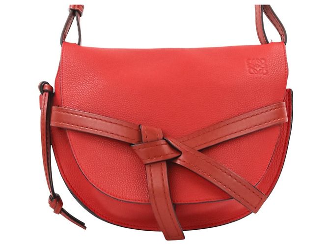 Loewe Soft Leather Gate Bag - Medium Size Rot - view 2