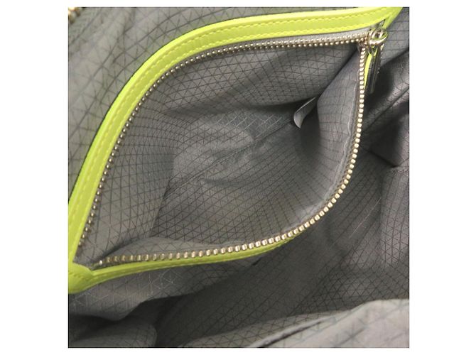 Borsa Issey Miyake BAOBAO BB71-AG214 in Giallo - vista 9