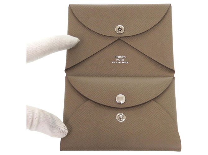 Hermès Tarjetero Hermes Calvi Duo en Etoupe Gray Gris pardo - vista 5