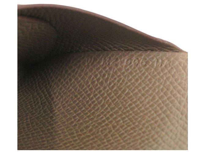 Hermès Tarjetero Hermes Calvi Duo en Etoupe Gray Gris pardo - vista 8