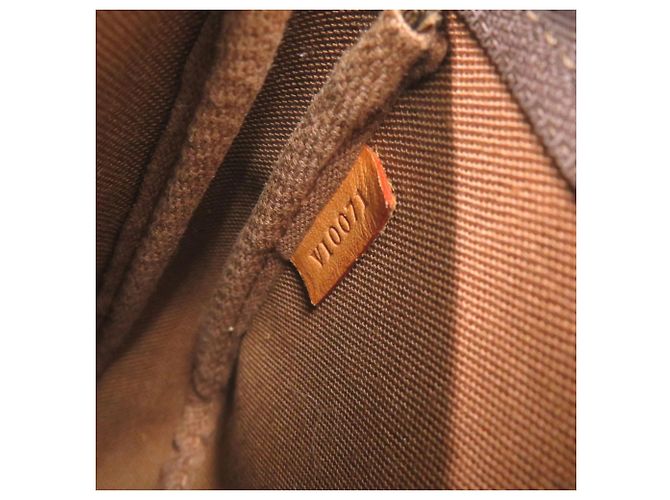 Borsa Louis Vuitton Pochette Accessoires Monogram Marrone Monogramma - vista 10