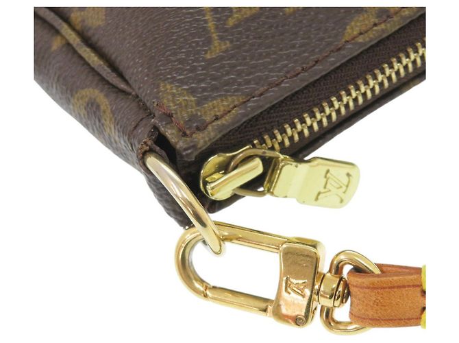 Borsa Louis Vuitton Pochette Accessoires Monogram Marrone Monogramma - vista 6