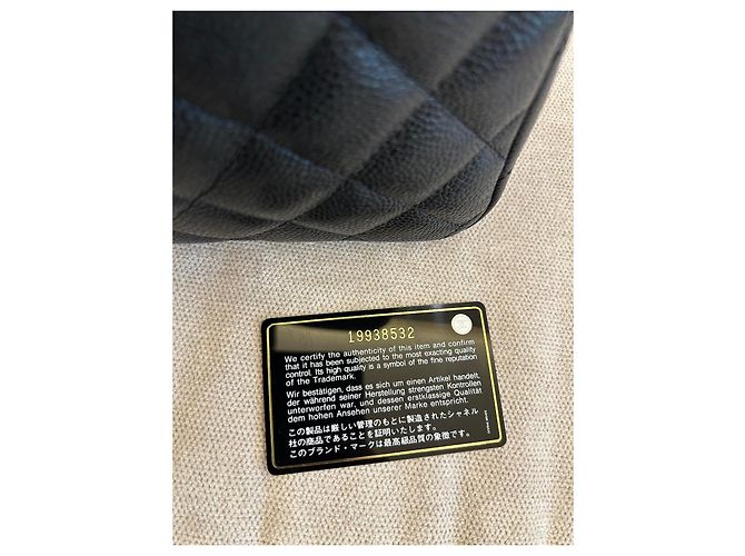 Timeless Borsa flap classica Chanel in pelle caviar nera Nero - vista 13