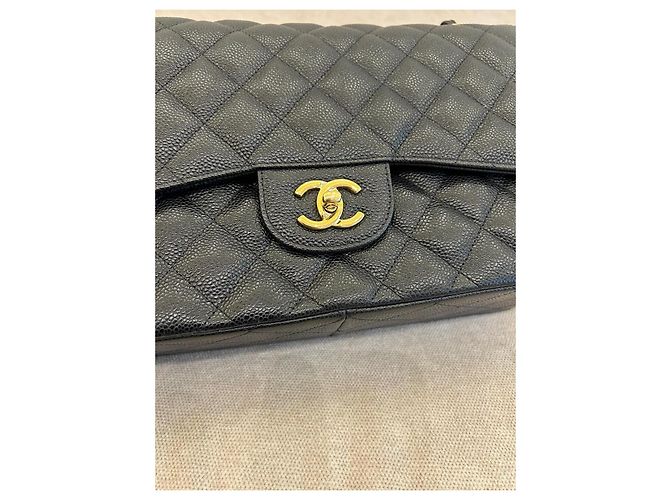Timeless Borsa flap classica Chanel in pelle caviar nera Nero - vista 2