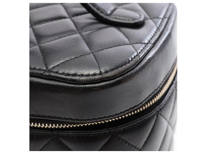 Borsa Chanel Matelassé in nero - vista 7