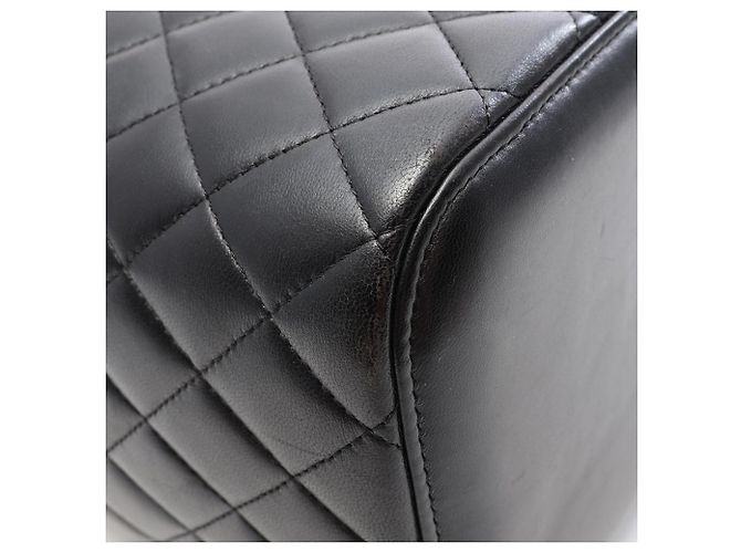 Borsa Chanel Matelassé in nero - vista 8