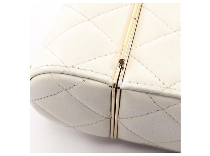 Borsa a tracolla mini matelassé Chanel Bianco - vista 13