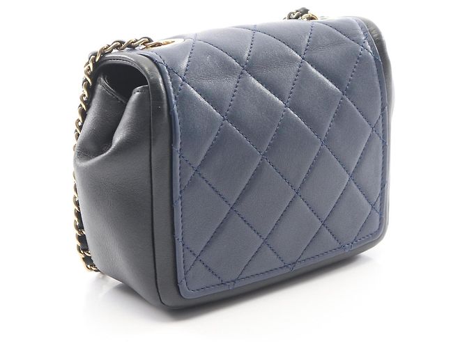 Borsa a Spalla Chanel Mini Matelassé Blu Blu navy - vista 2